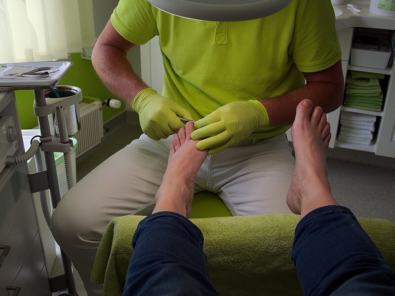 ROC start nieuwe opleidingen pedicure voor volwassenen