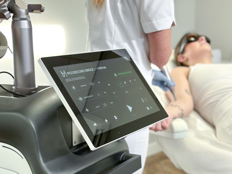 Pico Laser: voor verwijdering tatoeages, PMU en pigment