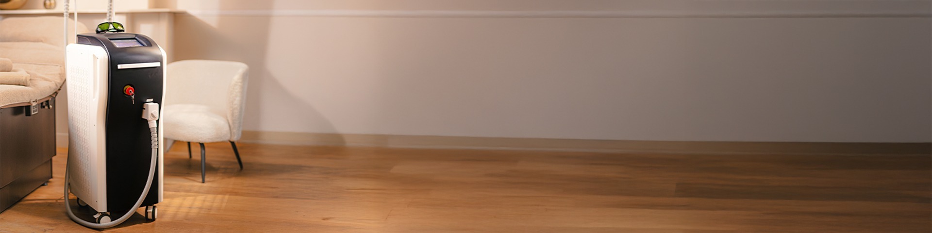 ‘APPARATUUR IS GEEN LUXE MEER,
MAAR EEN ESSENTIEEL ONDERDEEL
VAN EEN MODERNE SALON’