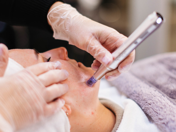 BECOME A SKIN ARCHITECT
OF THE FUTURE!